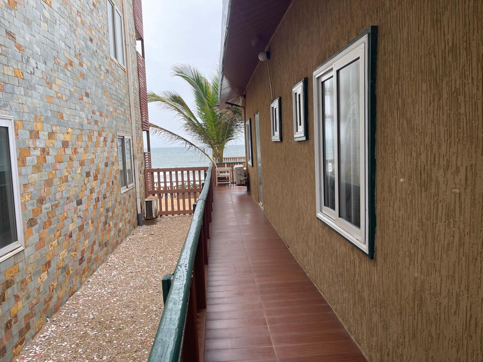 Ocean Green Beach Resorts And Villas Prampram Exterior foto
